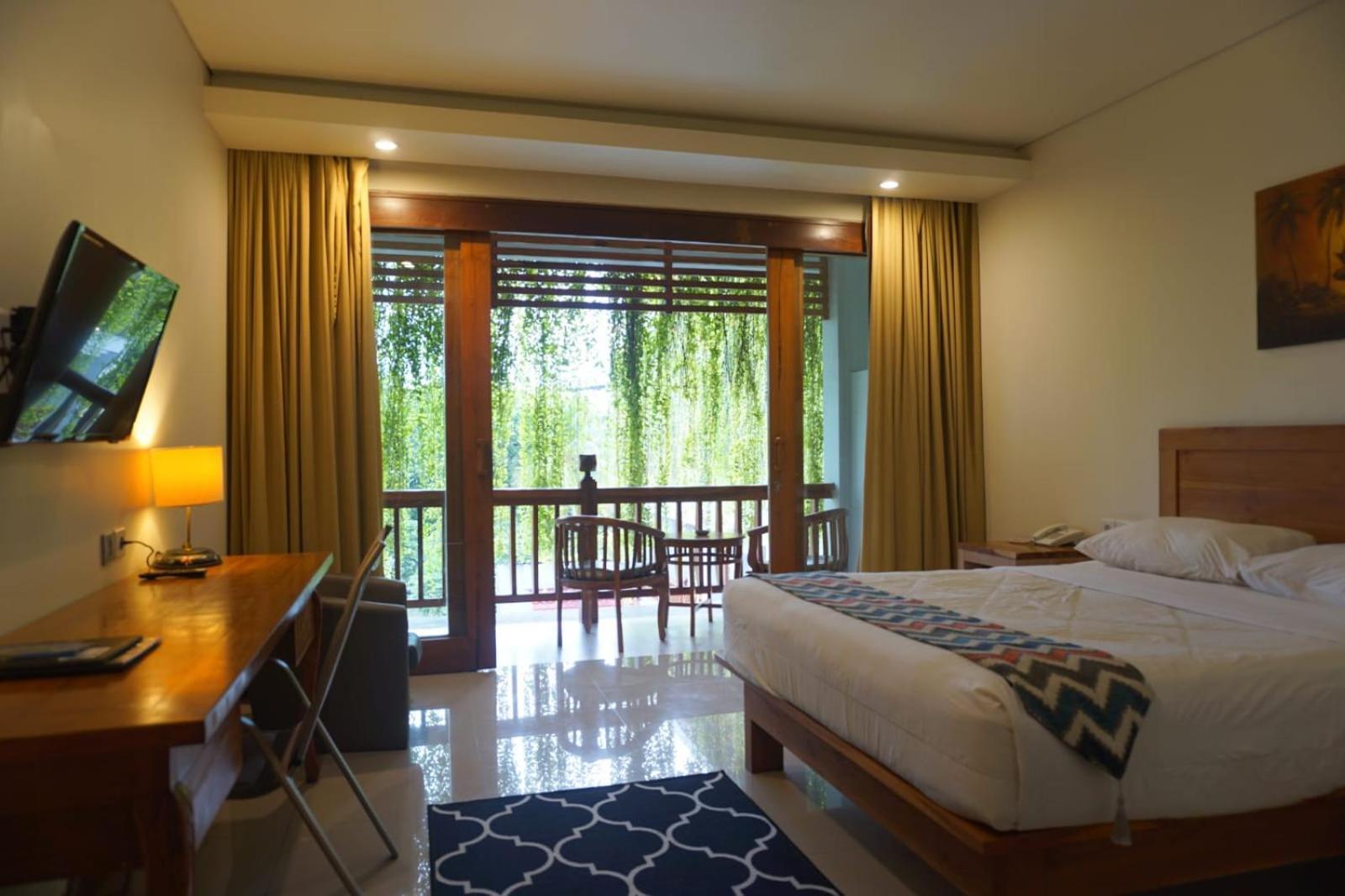 Komodo Lodge Labuan Bajo Exterior photo